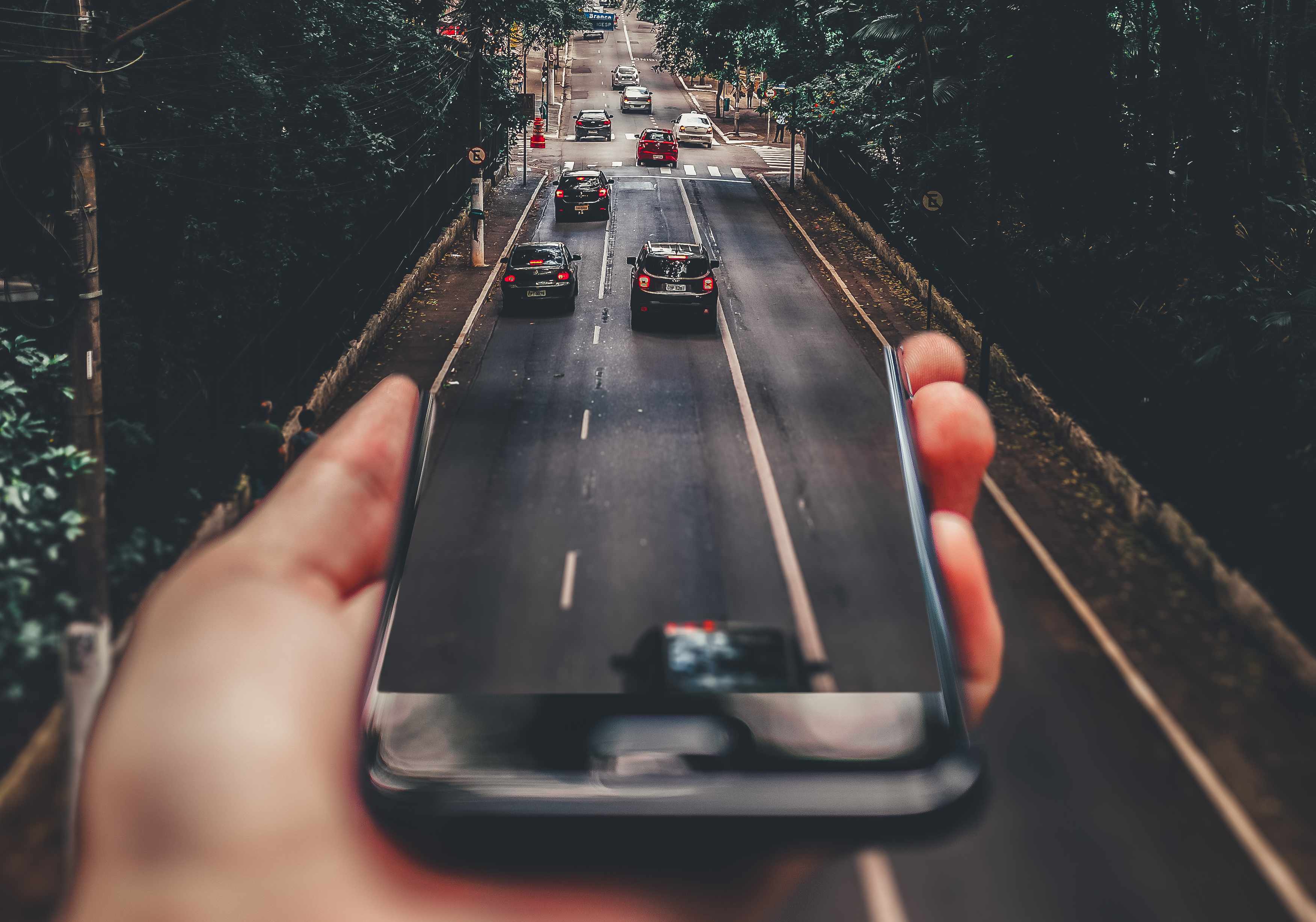 Conduite et téléphone, attention sur la route